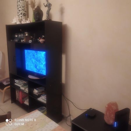 Lumineux Apartment แคลวูซ์-เลส์-ลาคส์ ภายนอก รูปภาพ